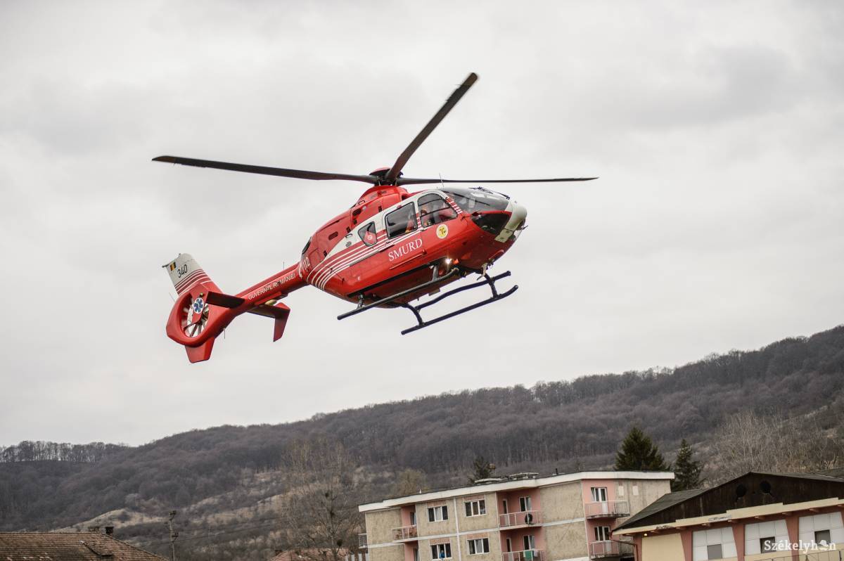A csecsemőt helikopterrel vitték kórházba. Illusztráció •  Fotó: Barabás Ákos