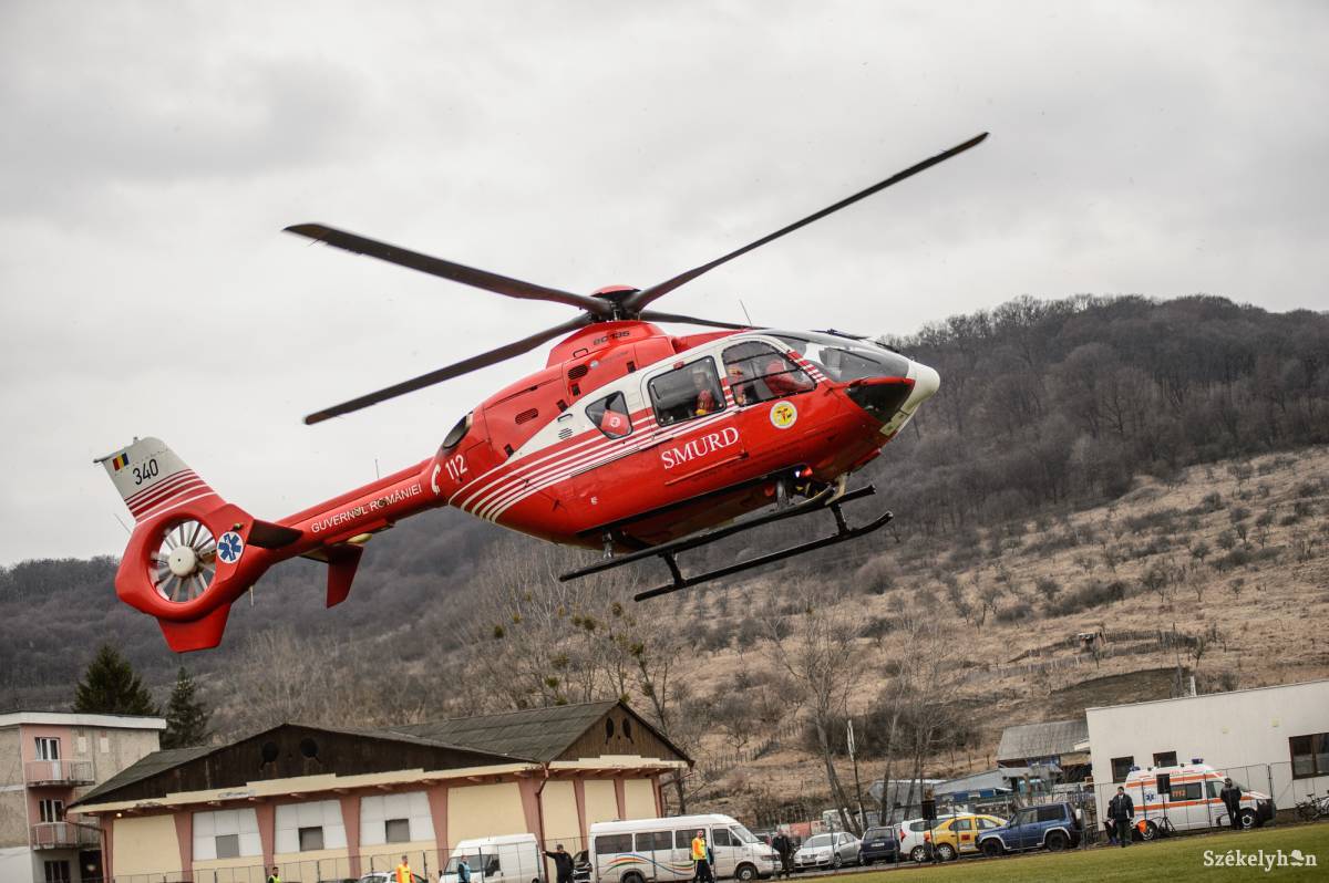 Egyelőre csak nappal tud leszállni a mentőhelikopter Hargita megyében. Archív •  Fotó: Barabás Ákos