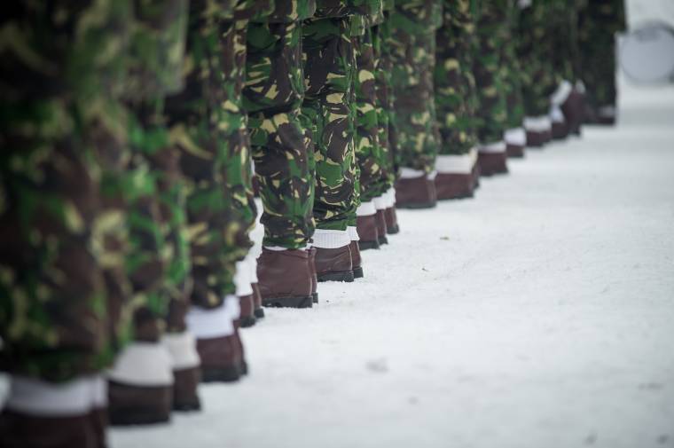 Gyakorlatozás közben vesztette életét egy ejtőernyős katona