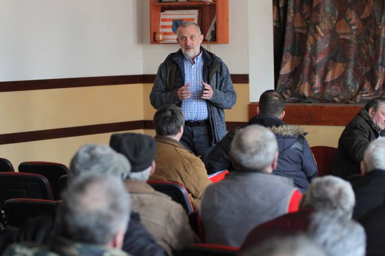 Időben kifizetné a gazdákat a tejgyár