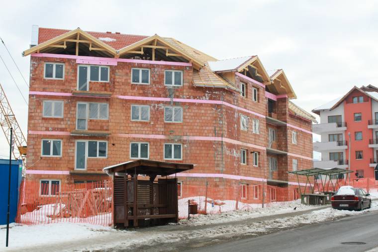Nagy az igény a szociális lakásokra, ezért újabbakat építenének