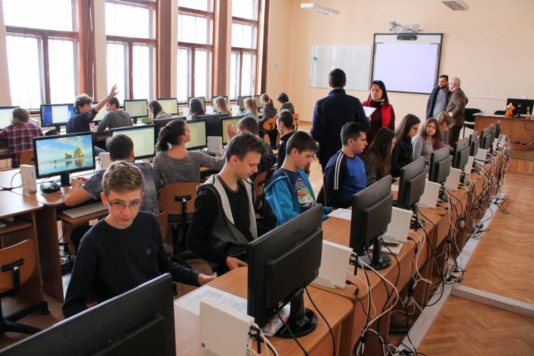 Hasznos már iskoláskorban elsajátítani a programozás alapjait, hiszen felnőttként jól lehet keresni vele