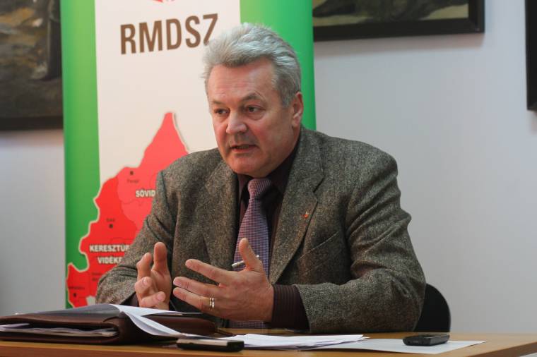A gazdáknak segítene Sebestyén Csaba parlamenti képviselő
