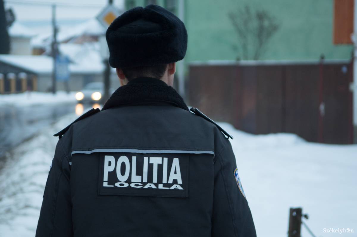 A csíkszeredai helyi rendőrség megalakulása még várat magára. Változtattak a feltételeken. Képünk illusztráció •  Fotó: Barabás Ákos