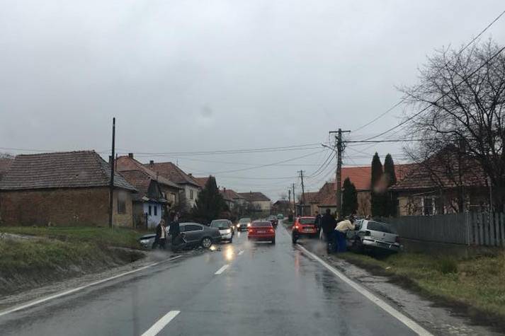 Figyelmetlenségből baleset •  Fotó: Facebook/Udvarhelyszéki Közlekedési Infó