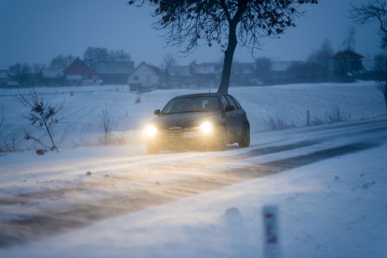 Még mielőtt elkezdene kitavaszodni, hóviharral is számolni kell