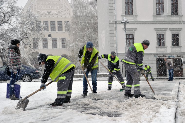 Hóeltakarításra szerződtek Székelyudvarhelyen