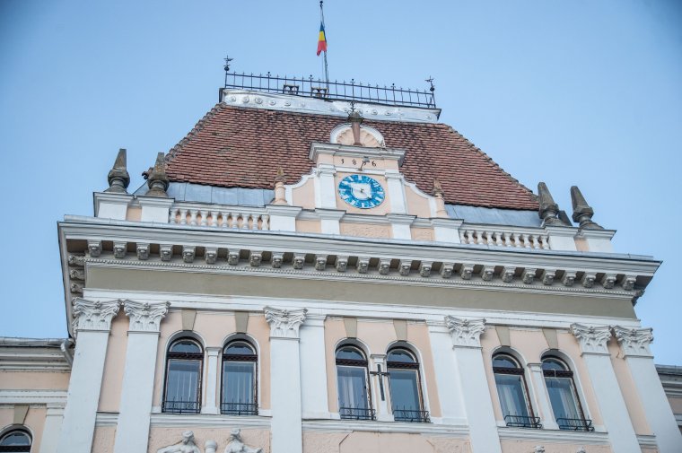 A menesztett igazgató javára döntött a bíróság Gálfi Árpáddal szemben