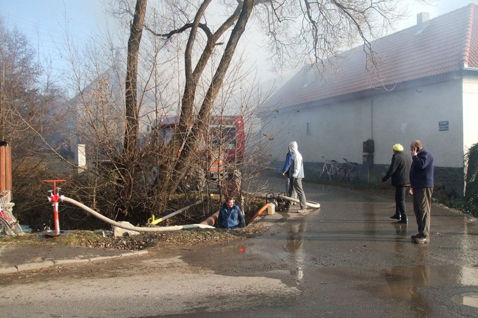 •  Fotó: Szentegyházi önkéntes tűzoltóság