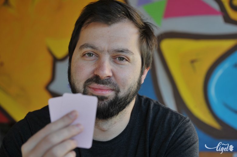 Lukács Bulcsú szerencsésnek tartja magát, de senkinek sem ajánlja, hogy pókerezni kezdjen •  Fotó: Beliczay László