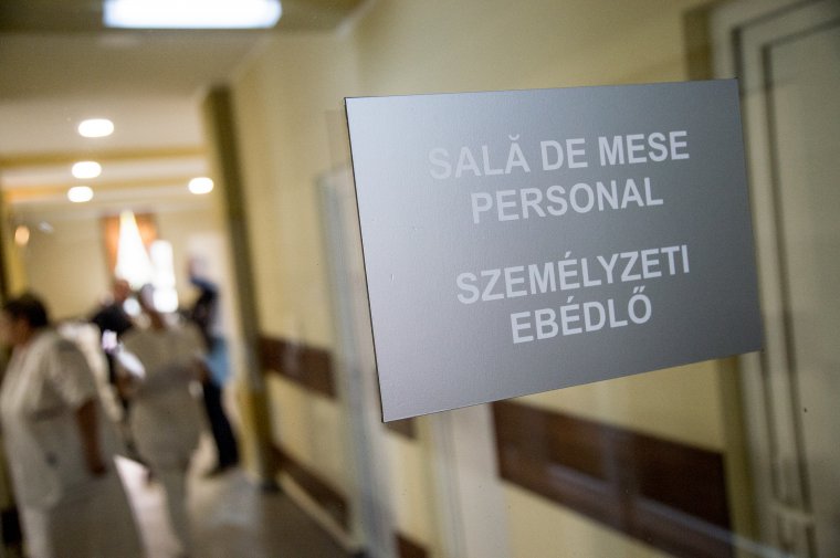 Azért tiltakoznak az egészségügyben és a szociális ellátórendszerben, hogy ne csökkenjen a bérük