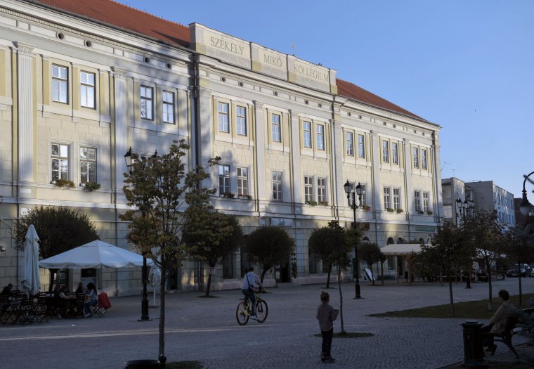 Ellentmondásos ítéletek is akadályozzák az egyházi ingatlanok visszaszolgáltatását Romániában