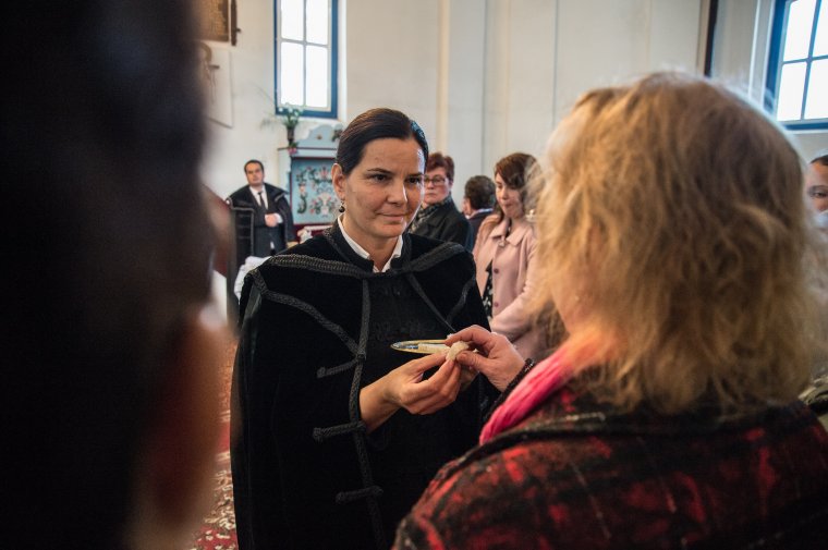 Vesztegzári mindennapjaikba avatott be Székely Kinga Réka unitárius lelkész és nagycsaládos édesanya