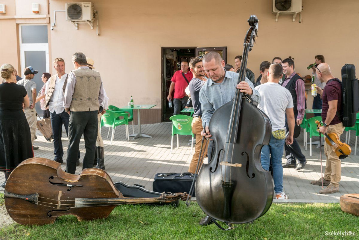 &bullet;  Fotó: Veres Nándor
