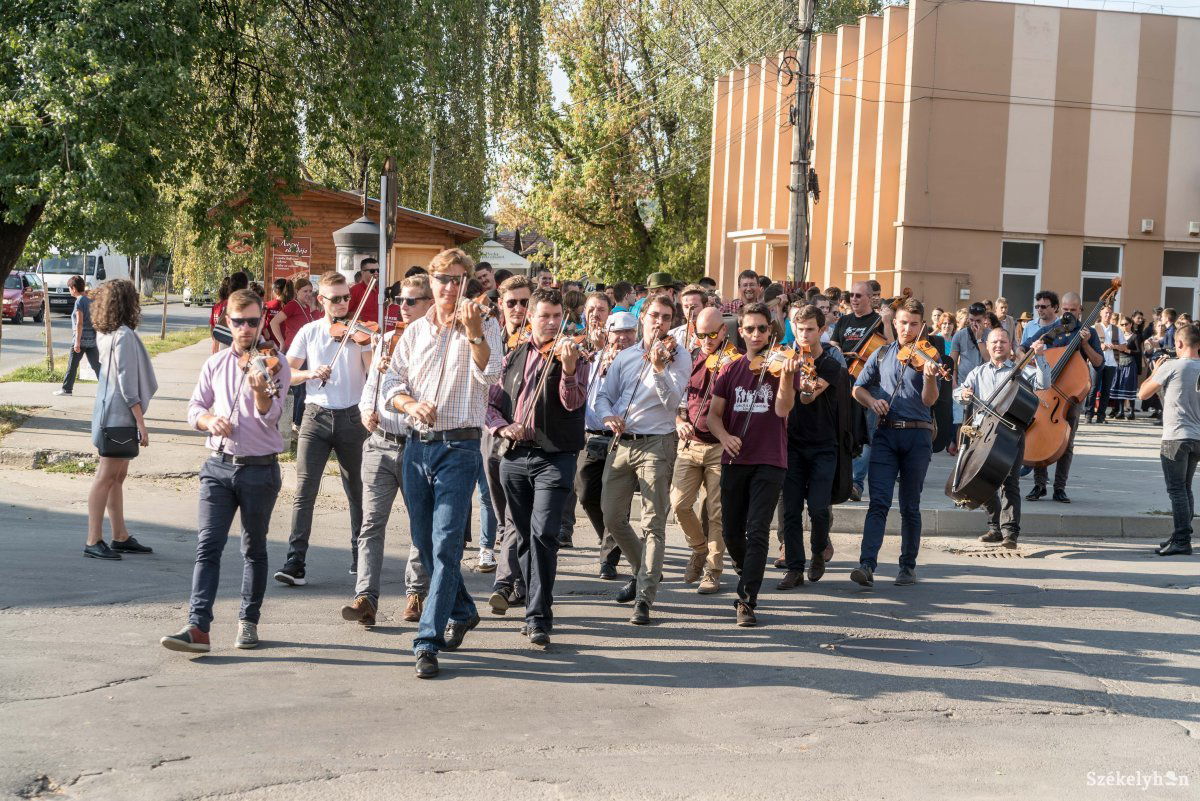 &bullet;  Fotó: Veres Nándor