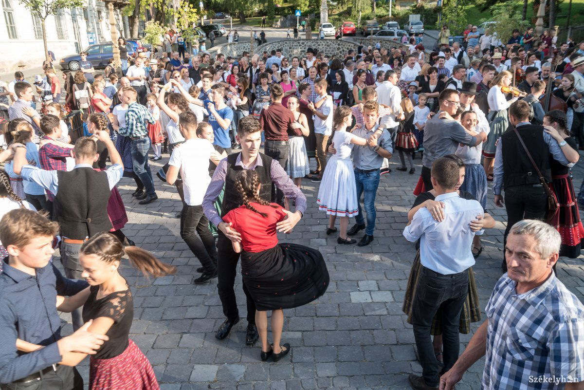 &bullet;  Fotó: Veres Nándor