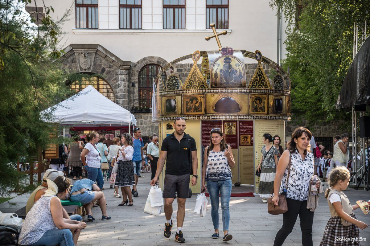 &bullet;  Fotó: Barabás Ákos