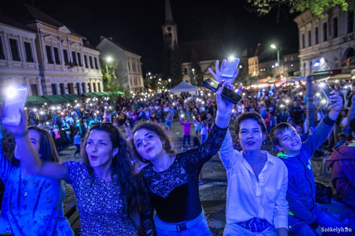 &bullet;  Fotó: Barabás Ákos