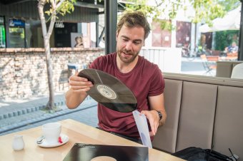 Nemzetközileg is felkapott lett Ribo, a lemezlovas