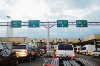 Súlyos korrupciós ügyet tártak fel a Bors–Ártánd-határátkelőnél, 17 magyar határrendészt őrizetbe vettek