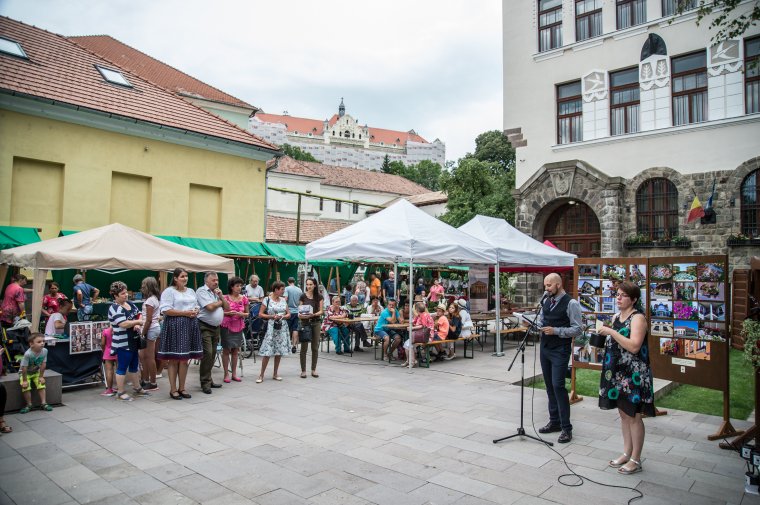 Díjazták a legszebb udvarhelyi virágos portákat