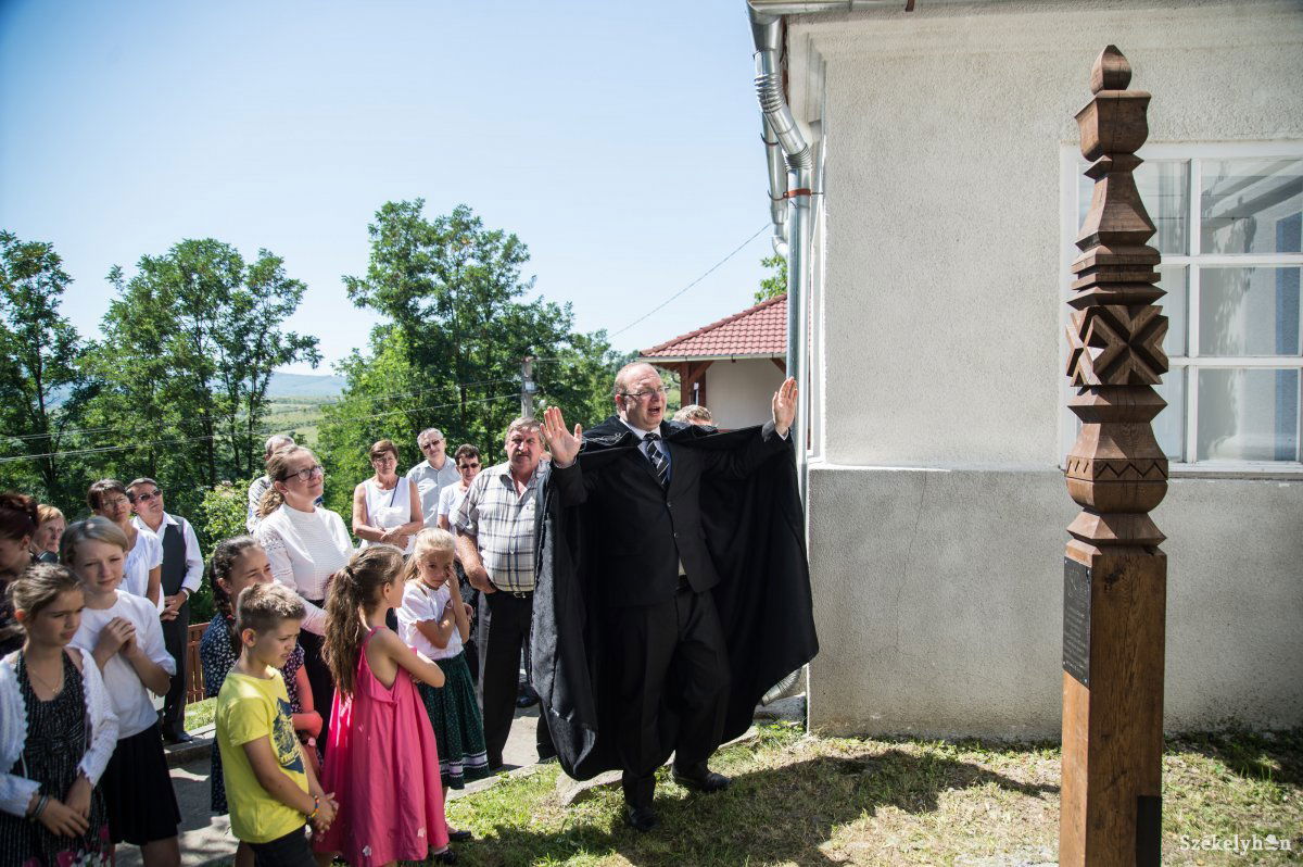 &bullet;  Fotó: Barabás Ákos
