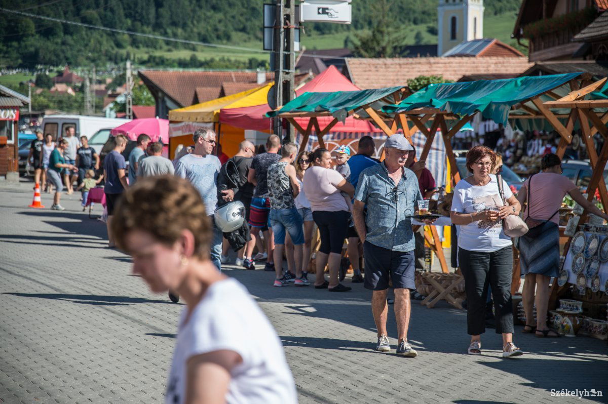 &bullet;  Fotó: Barabás Ákos