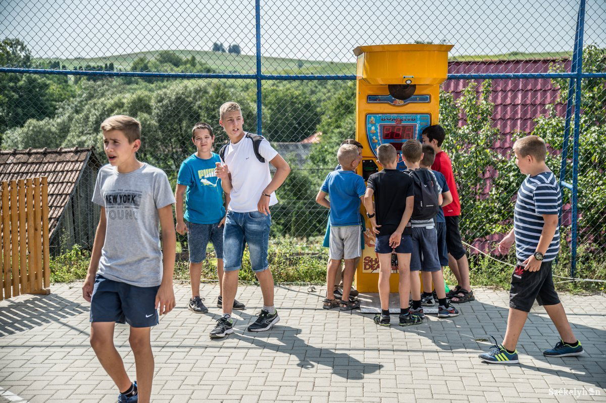 &bullet;  Fotó: Barabás Ákos