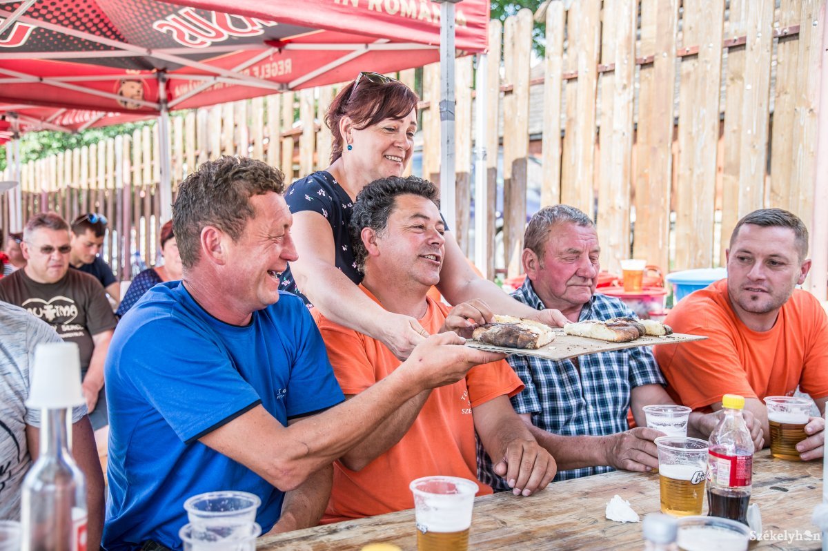 &bullet;  Fotó: Barabás Ákos