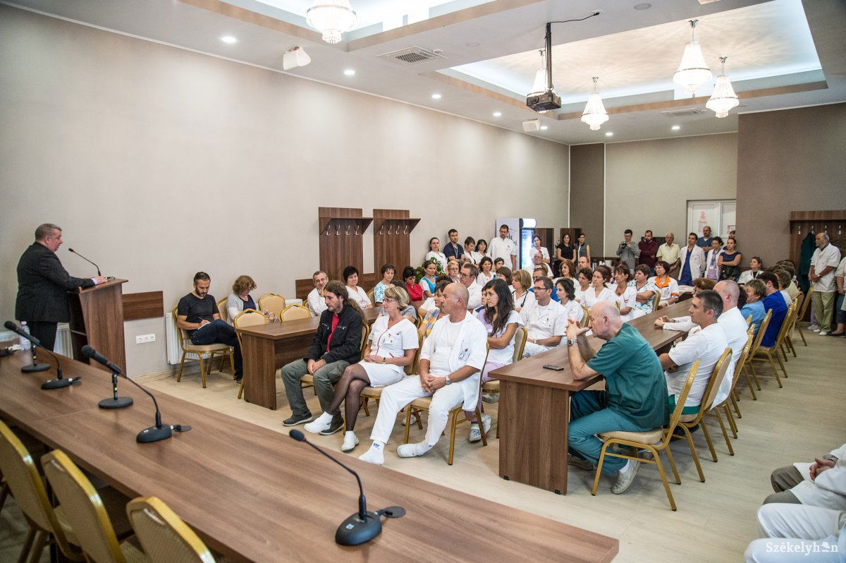 Kiderül, milyen szakokon végeztek az orvosok, és milyen betöltetlen helyek vannak a kórházakban &bullet;  Fotó: Barabás Ákos