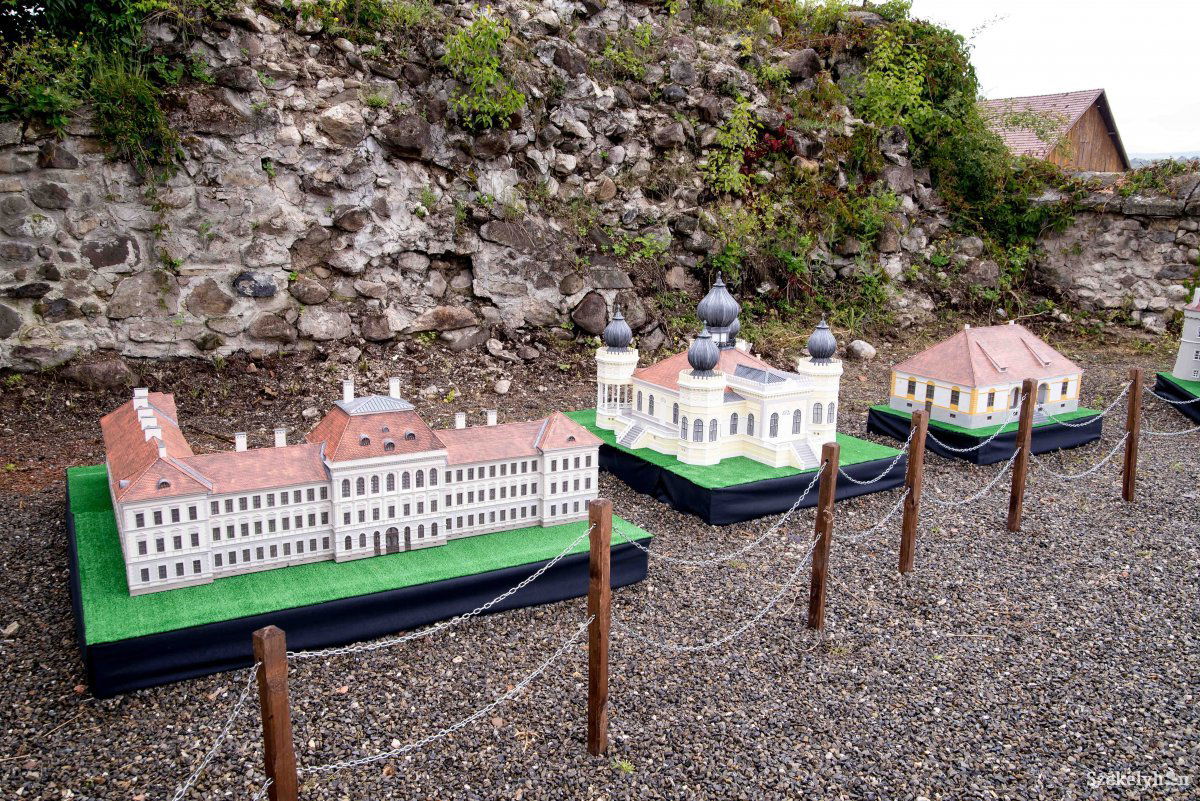 &bullet;  Fotó: Veres Nándor