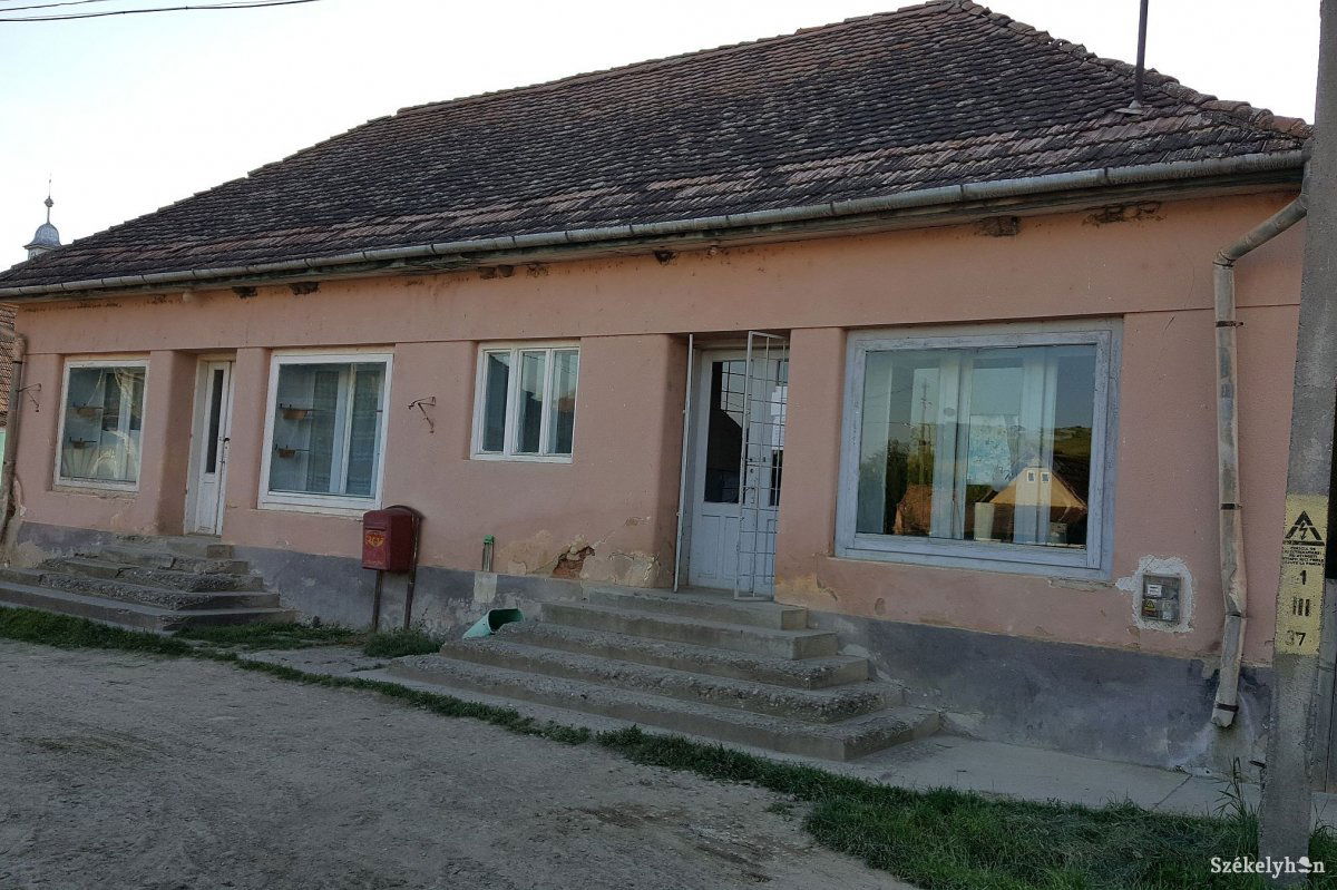 Az épületet negyvenkilenc évre vették bérbe az önkormányzattól. Először a felújításnak fognak neki • Fotó: Kosztolányi Kata