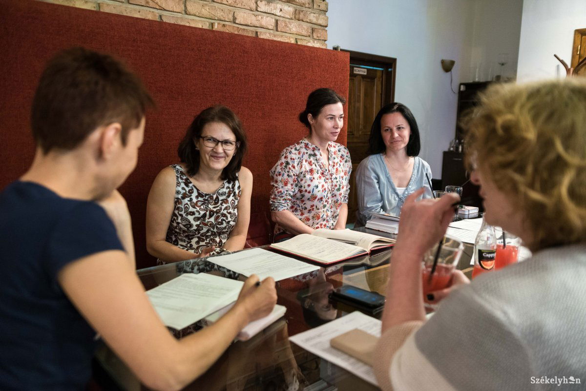 A pályázati lehetőségeket az alapítvány munkatársai ismertették • Fotó: Veres Nándor