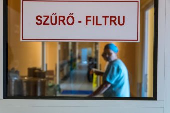 Jövő év elején születhet ítélet a bérpótlékcsökkentés miatt indított Sanitas-perben