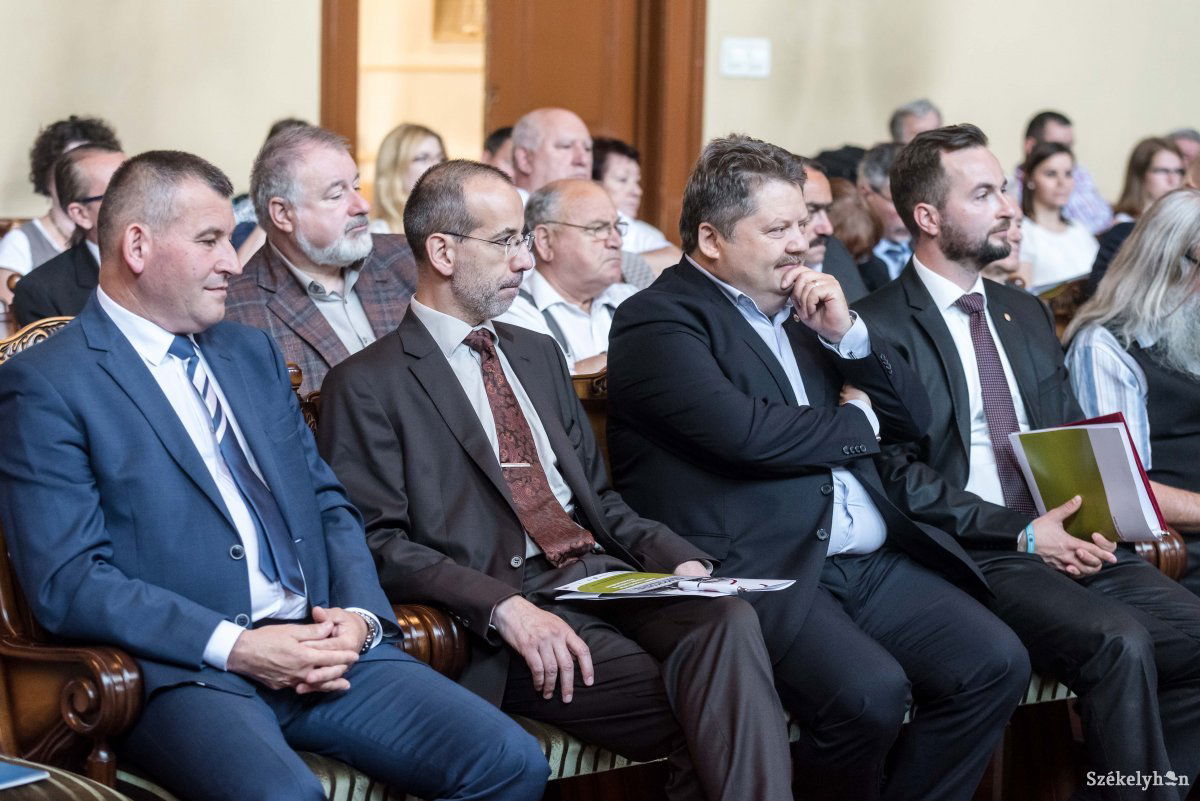 •  Fotó: Veres Nándor