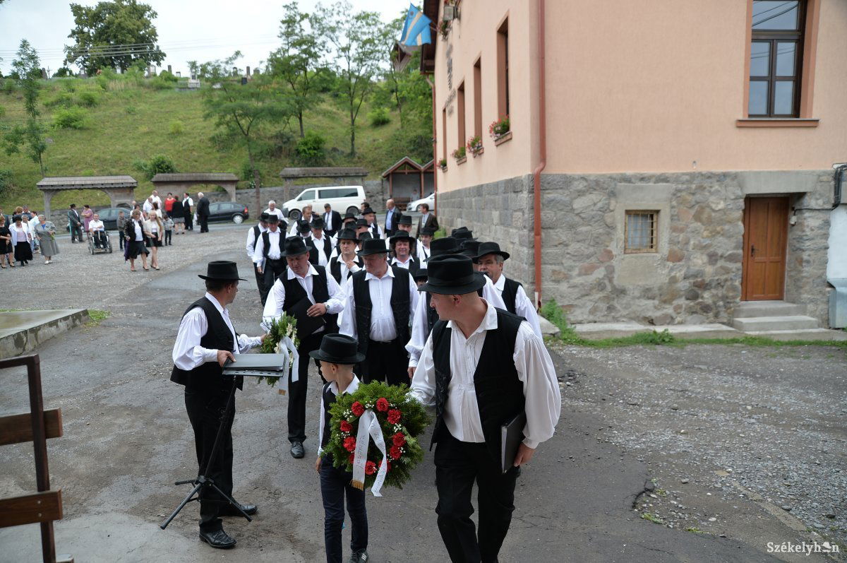 &bullet;  Fotó: Barabás Ákos