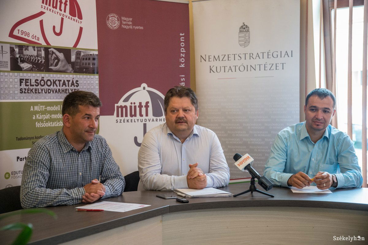 Ilyés Ferenc, Szász Jenő és Geréb László &bullet;  Fotó: Barabás Ákos