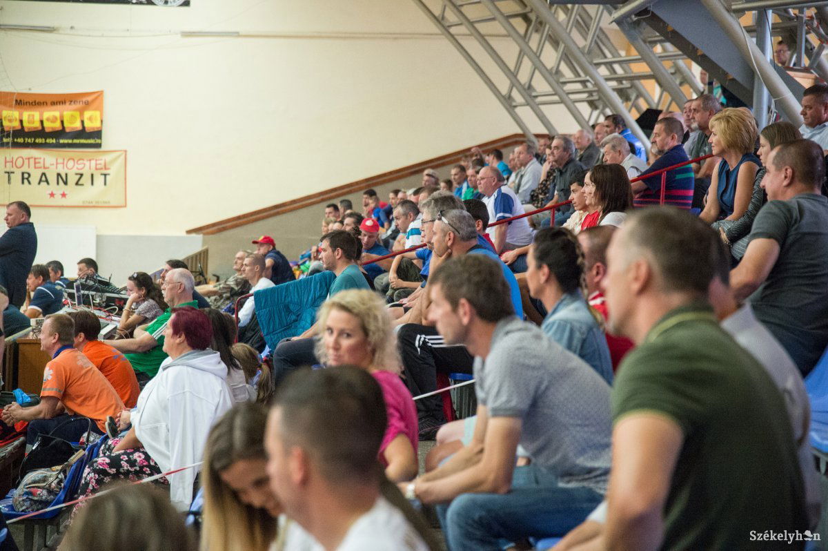 &bullet;  Fotó: Barabás Ákos