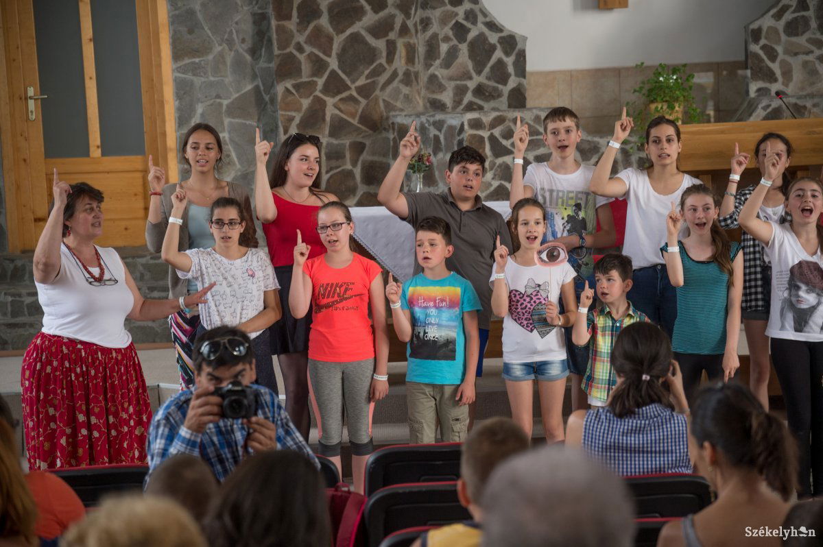 &bullet;  Fotó: Barabás Ákos