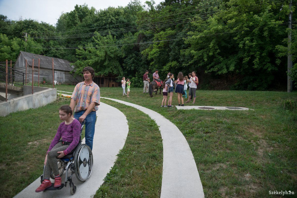 &bullet;  Fotó: Barabás Ákos