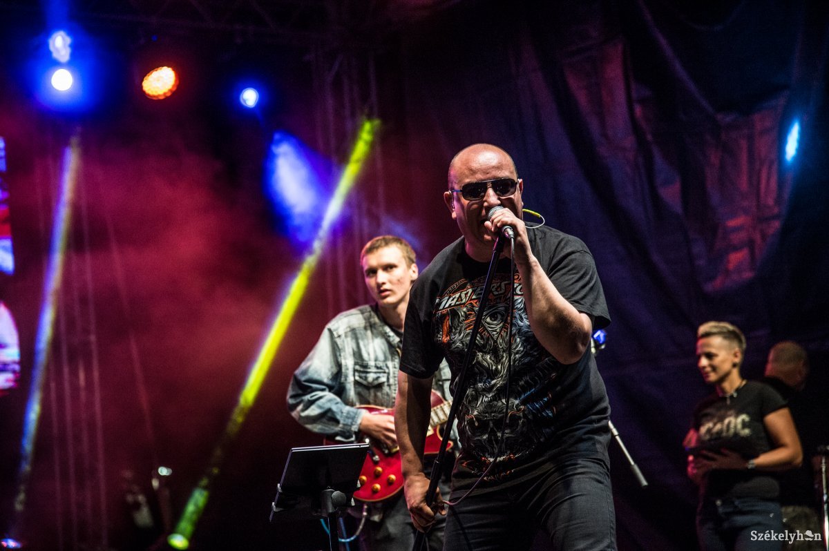 &bullet;  Fotó: Barabás Ákos