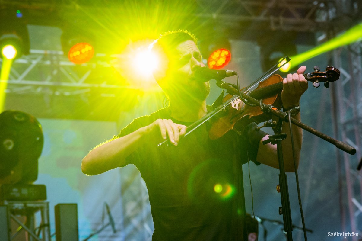 &bullet;  Fotó: Barabás Ákos