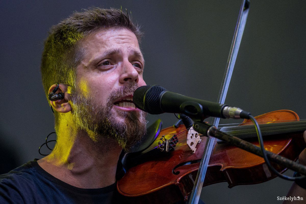 &bullet;  Fotó: Barabás Ákos