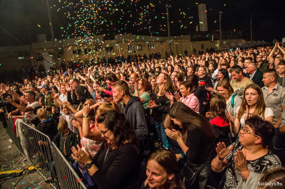 &bullet;  Fotó: Barabás Ákos