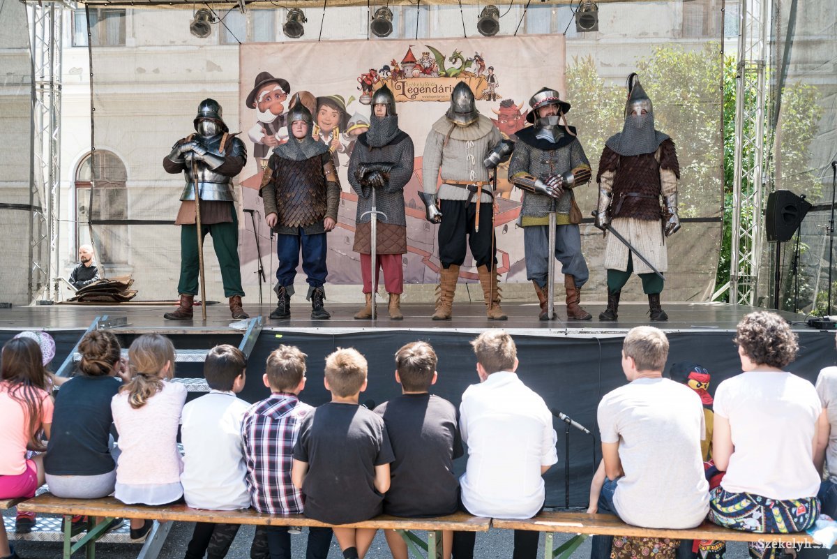 &bullet;  Fotó: Veres Nándor