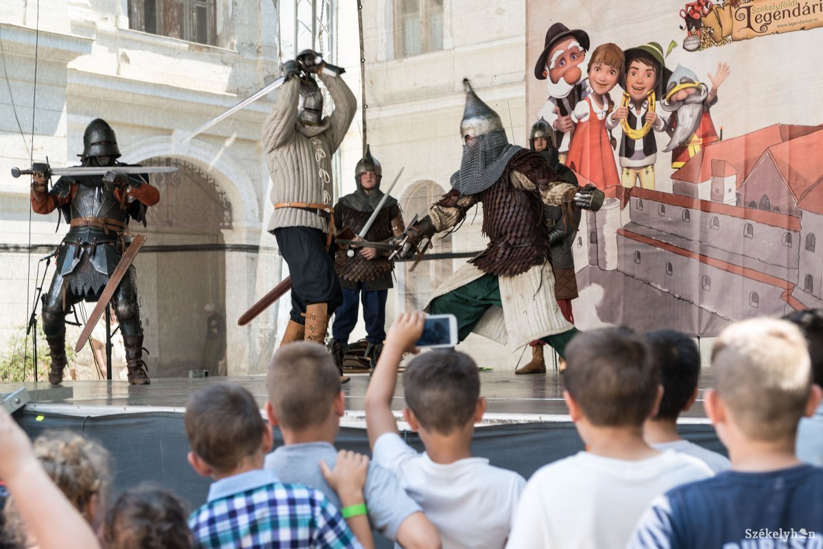 &bullet;  Fotó: Veres Nándor