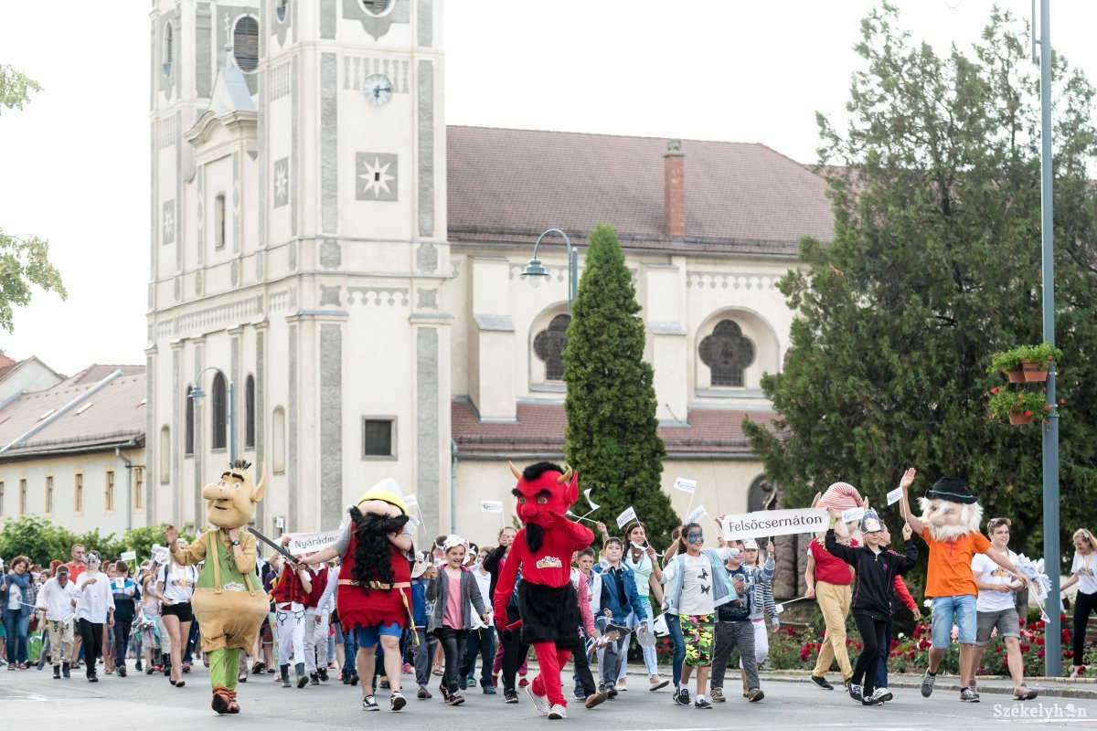 &bullet;  Fotó: Veres Nándor