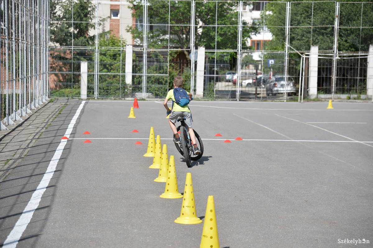 &bullet;  Fotó: Barabás Ákos