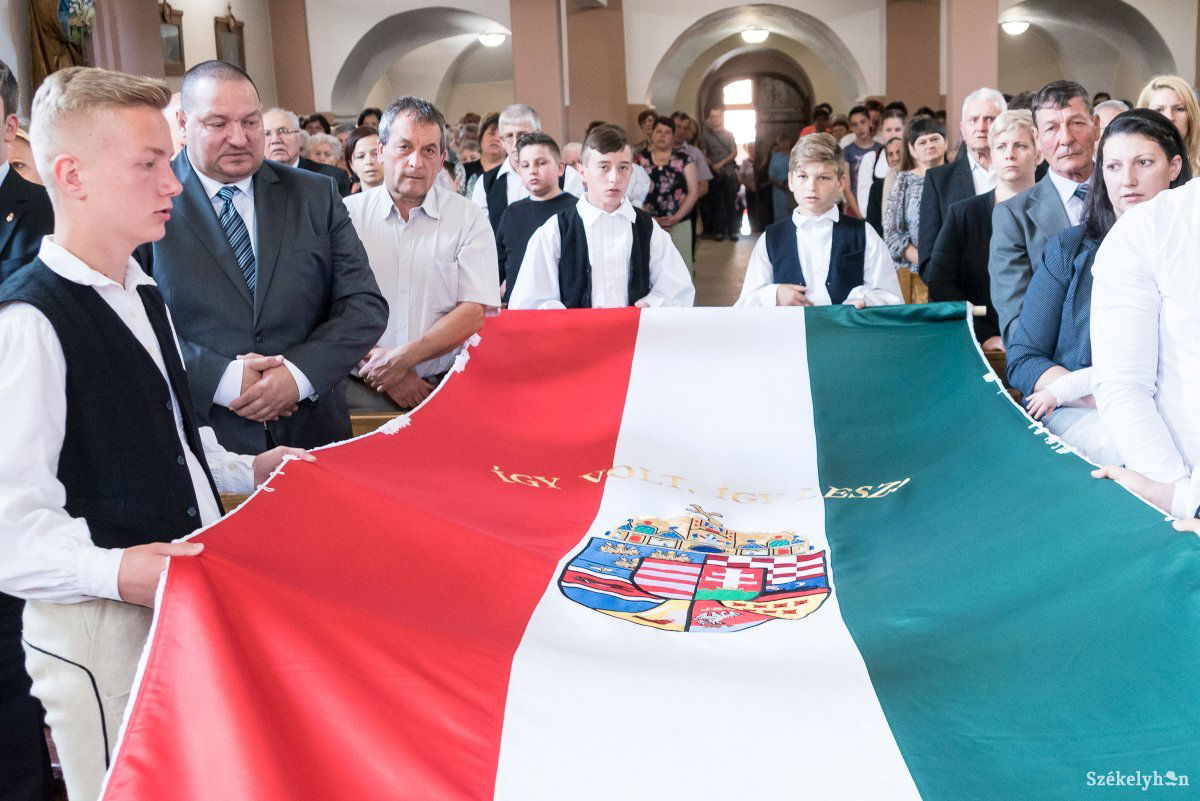 &bullet;  Fotó: Veres Nándor