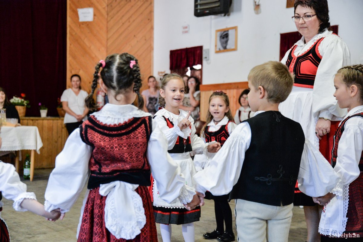 &bullet;  Fotó: Barabás Ákos